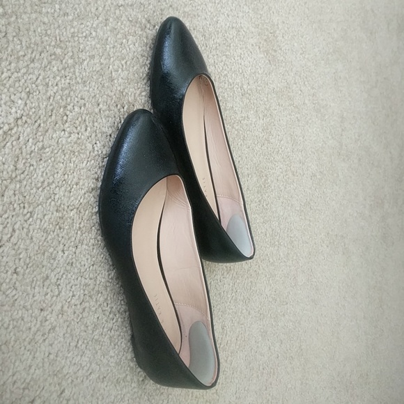 Black flats - Picture 2 of 2